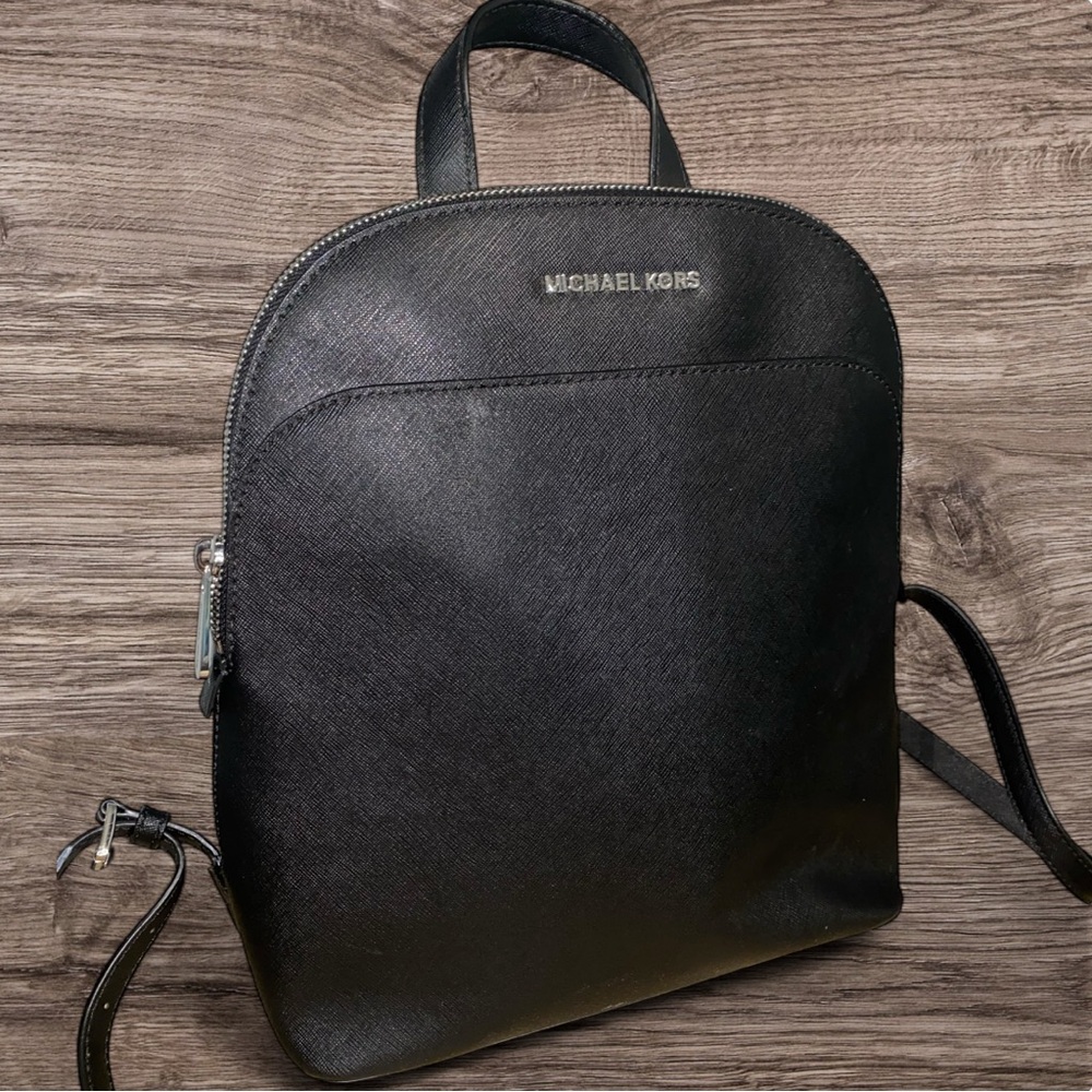 Michael Kors Black Leather Backpack with Medium Zip Pocket